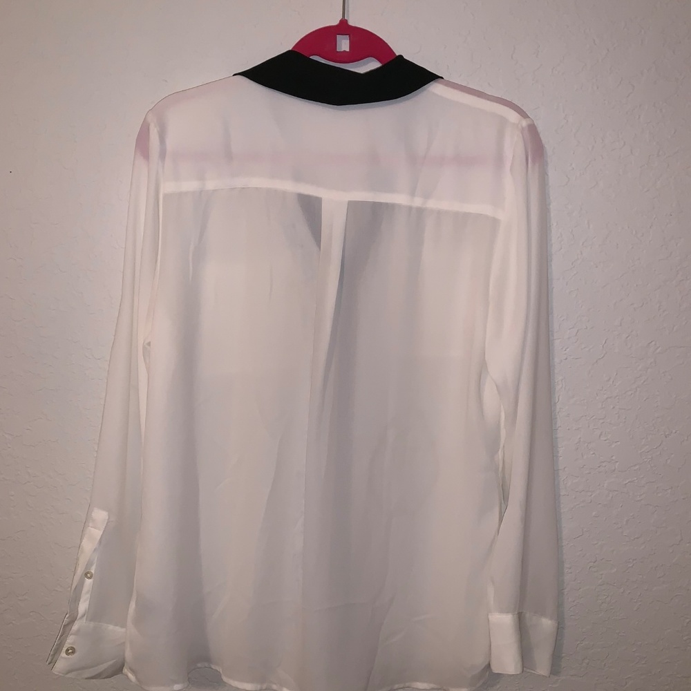 Express button down. - Picture 3 of 3